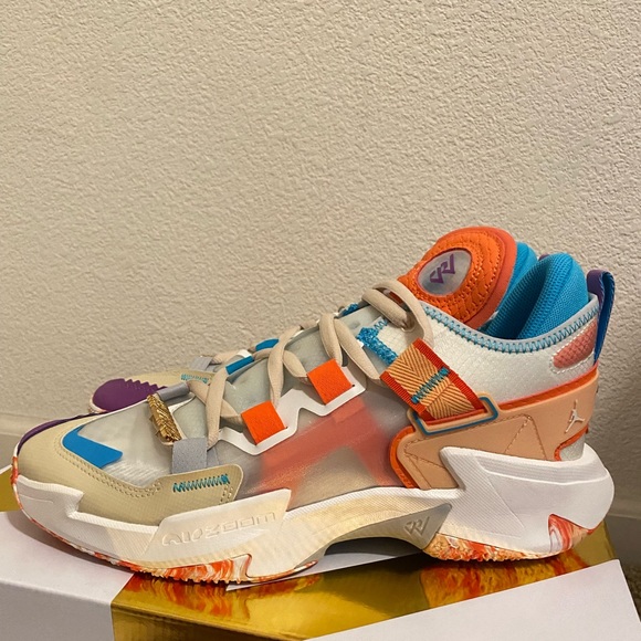 NEW Jordan Why Not Zer0.5 Basketball Shoes - Picture 2 of 8